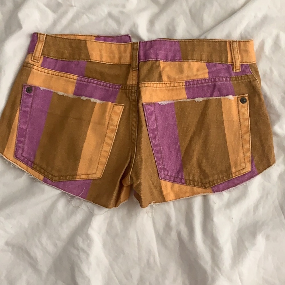 Farm Rio shorts - Picture 2 of 2
